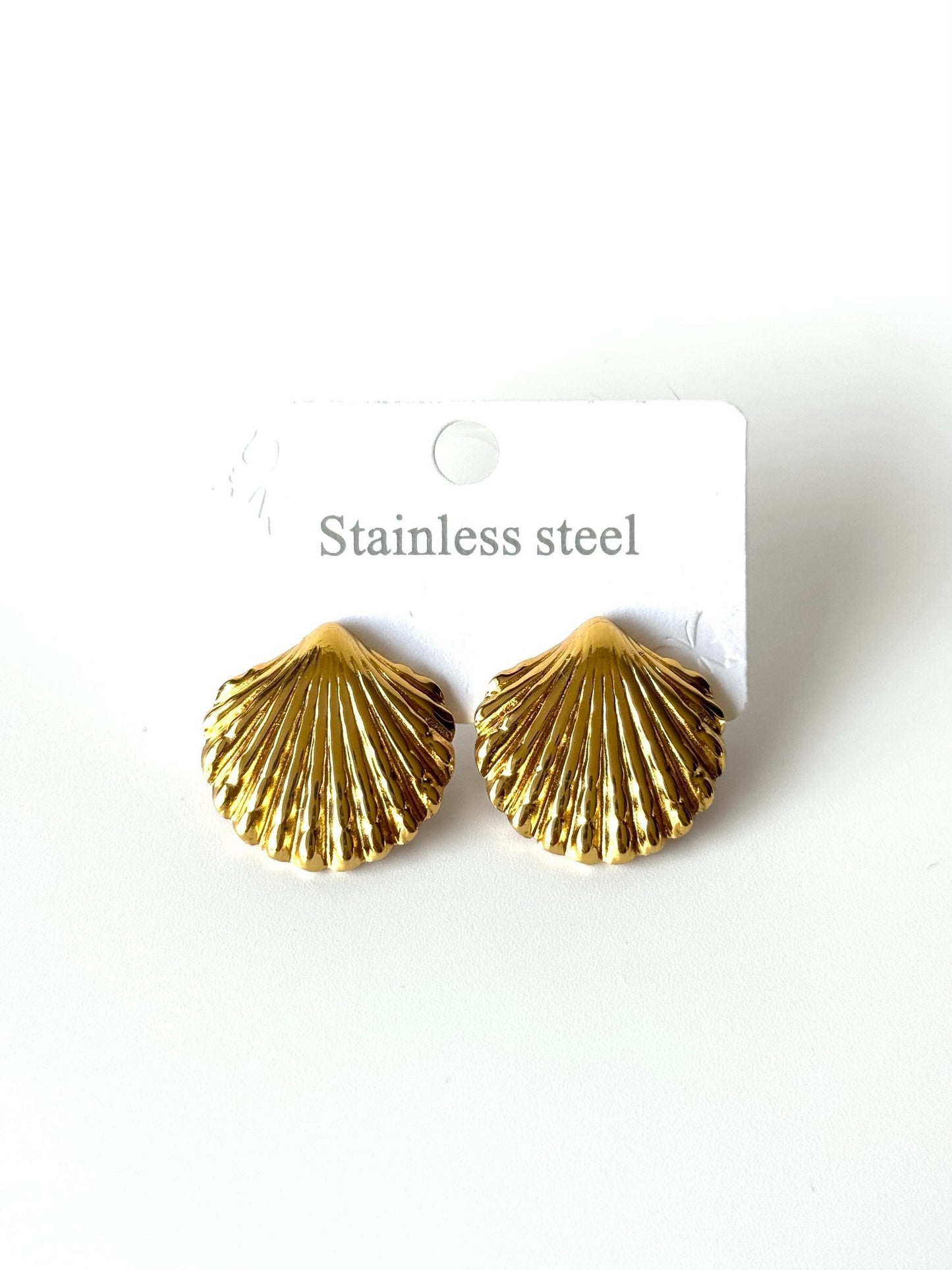 Aros de acero modelo #910 dorado