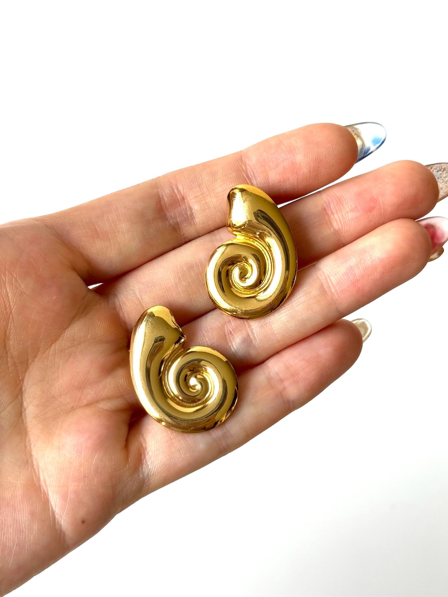 Aros de acero modelo #915 dorado