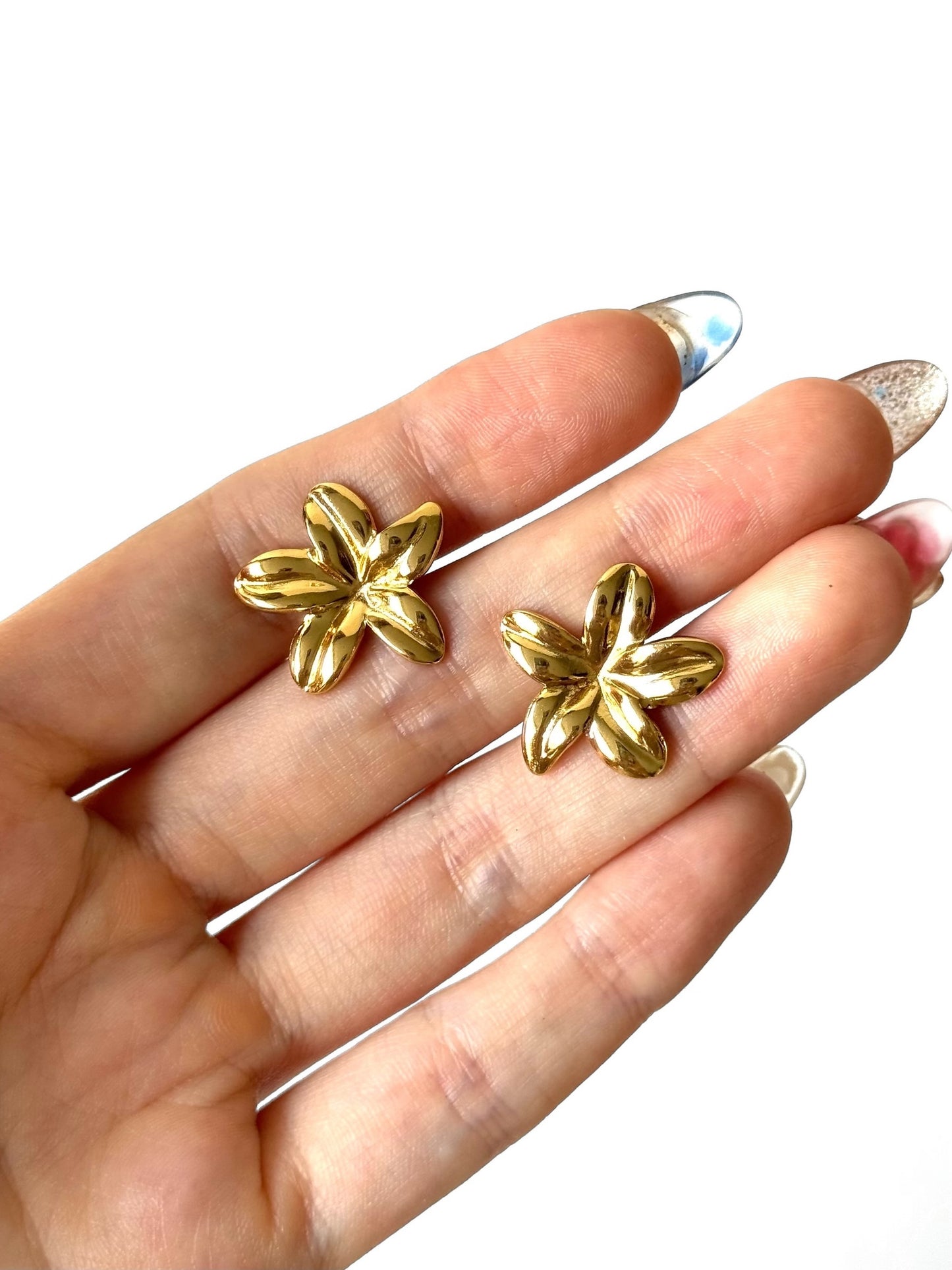 Aros de acero modelo #905 dorado