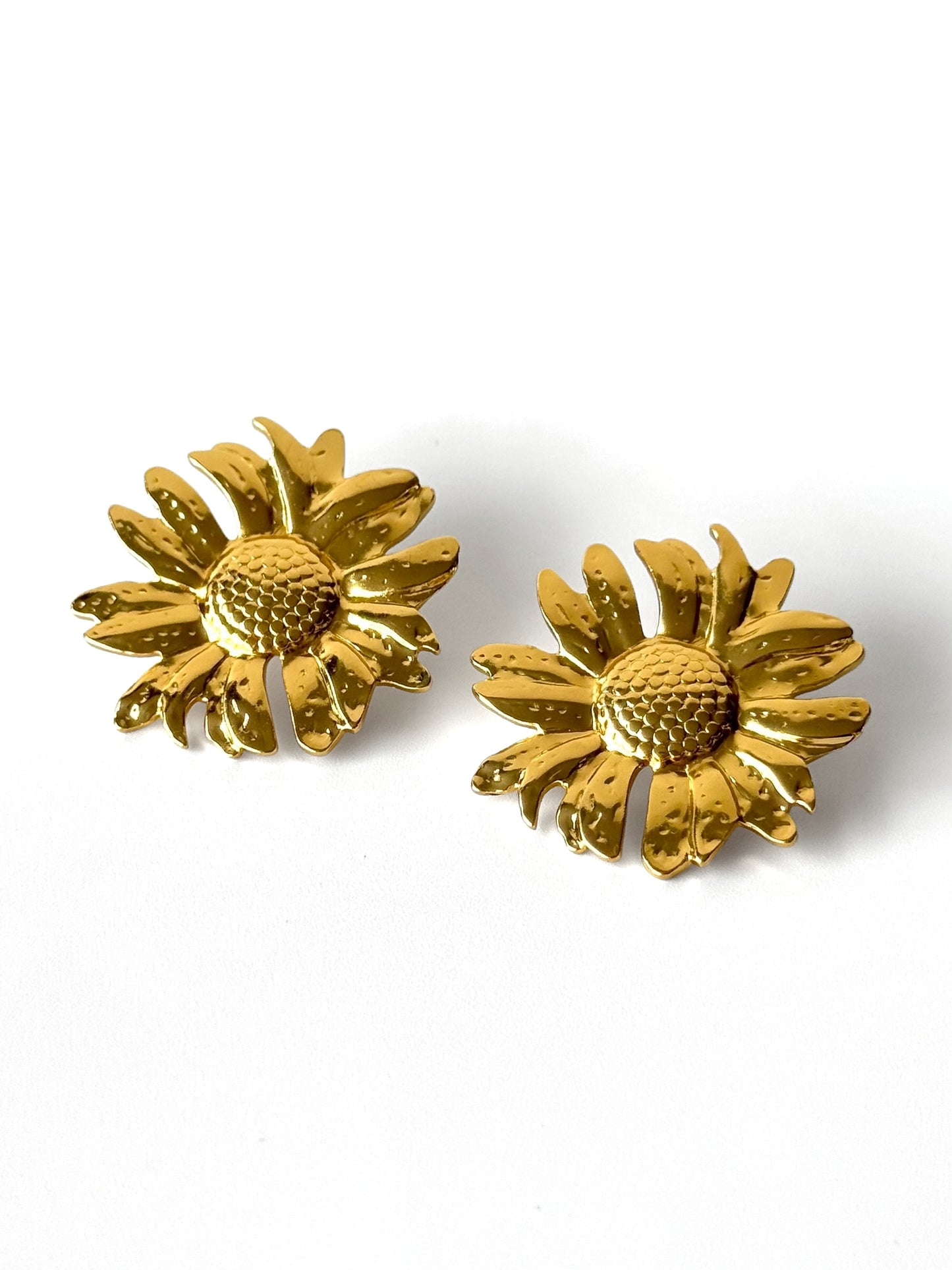 Aros de acero modelo #919 dorado