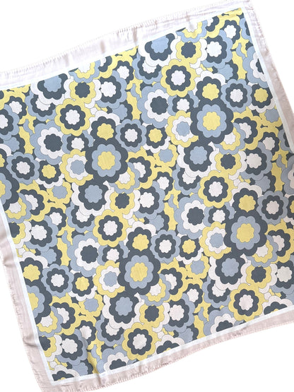 Pañuelo 70X70 #590-4