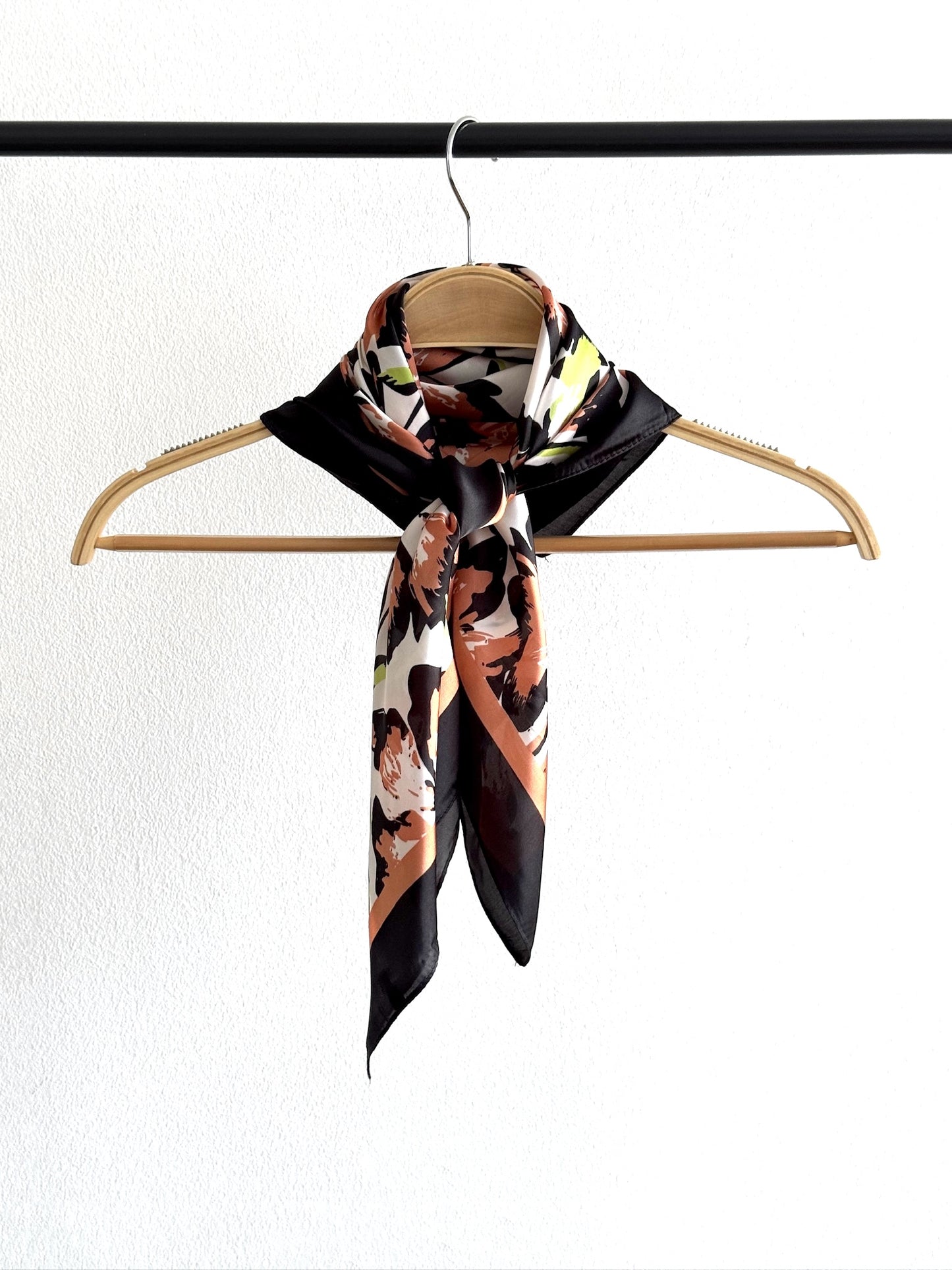 Pañuelo 70X70 #587-2