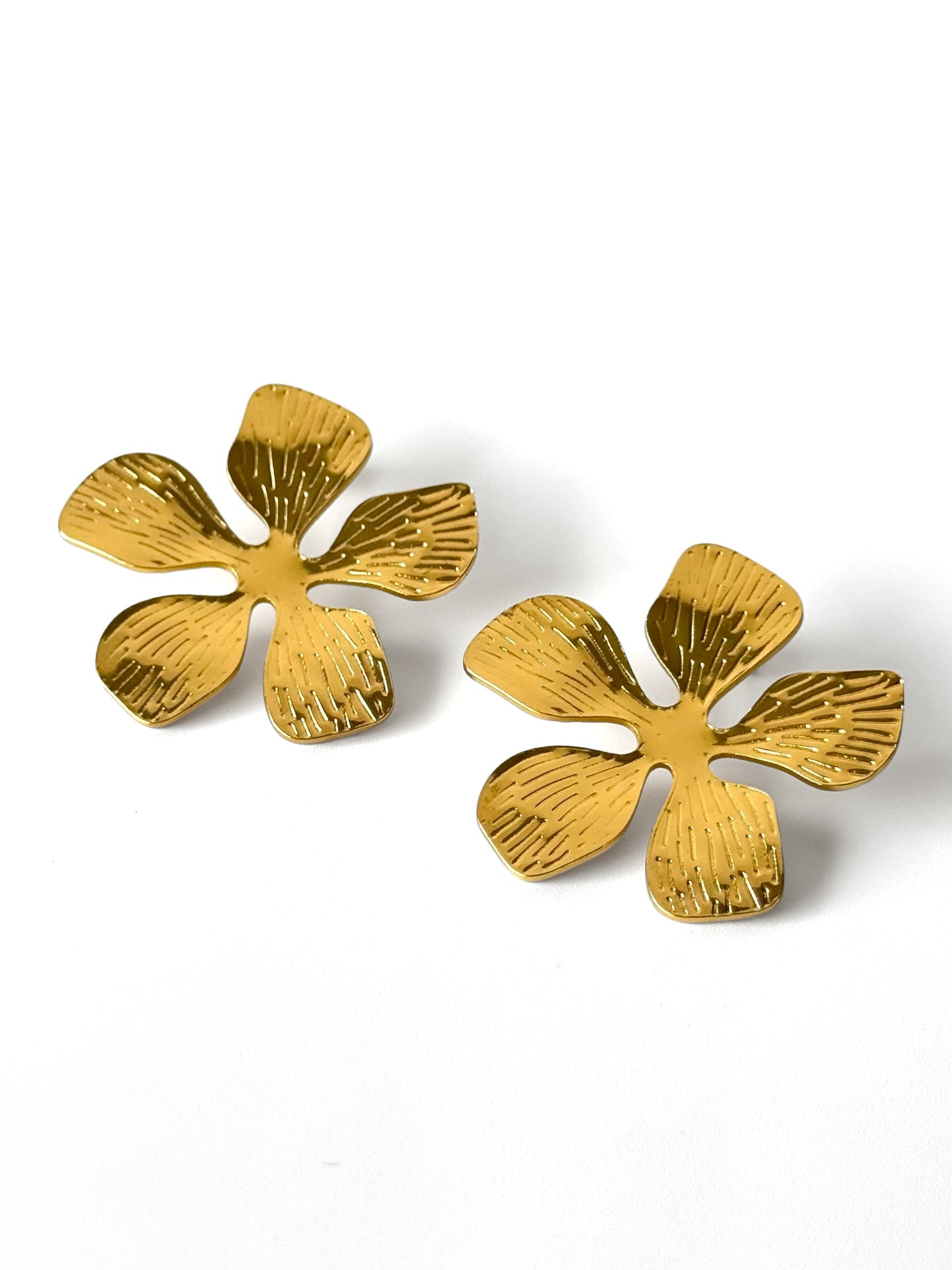 Aros de acero modelo #912 dorado