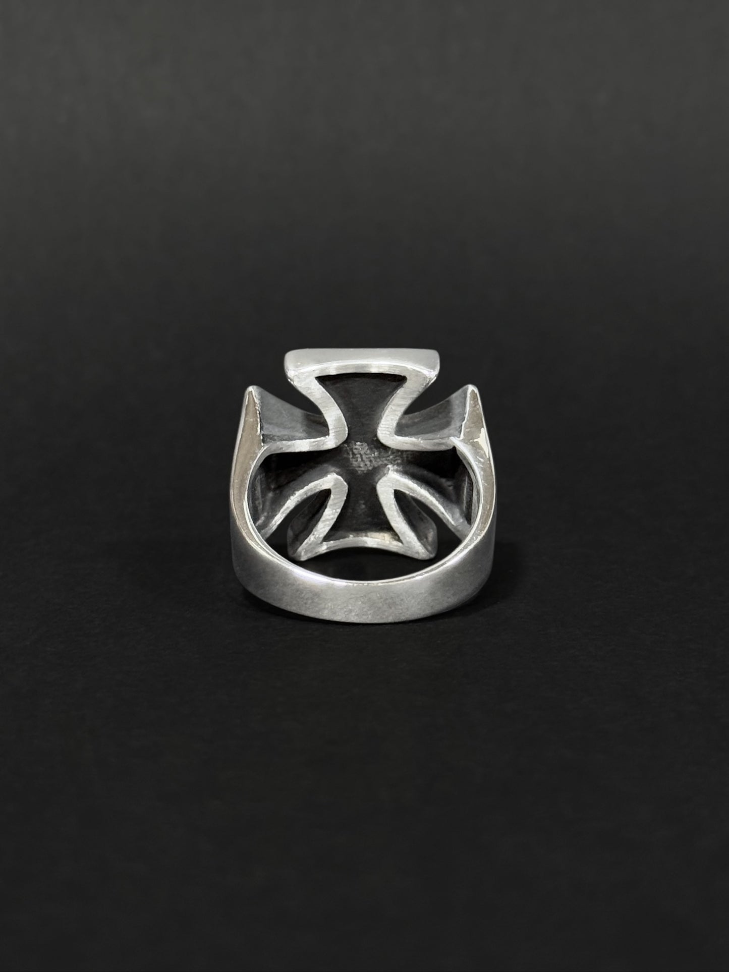 Anillo de hombre en acero vikingo #569