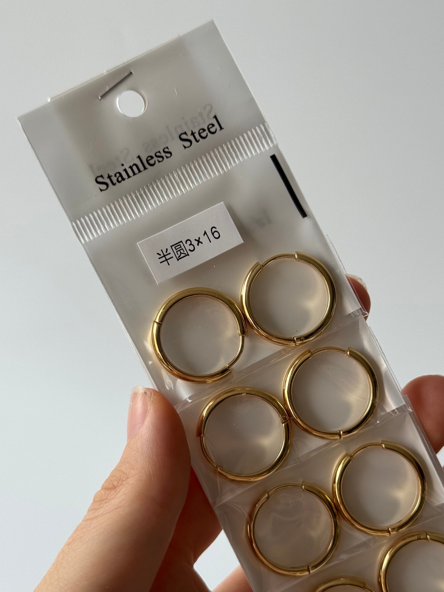 Argollas 3mm Dorado (tira de 1/2 docena)