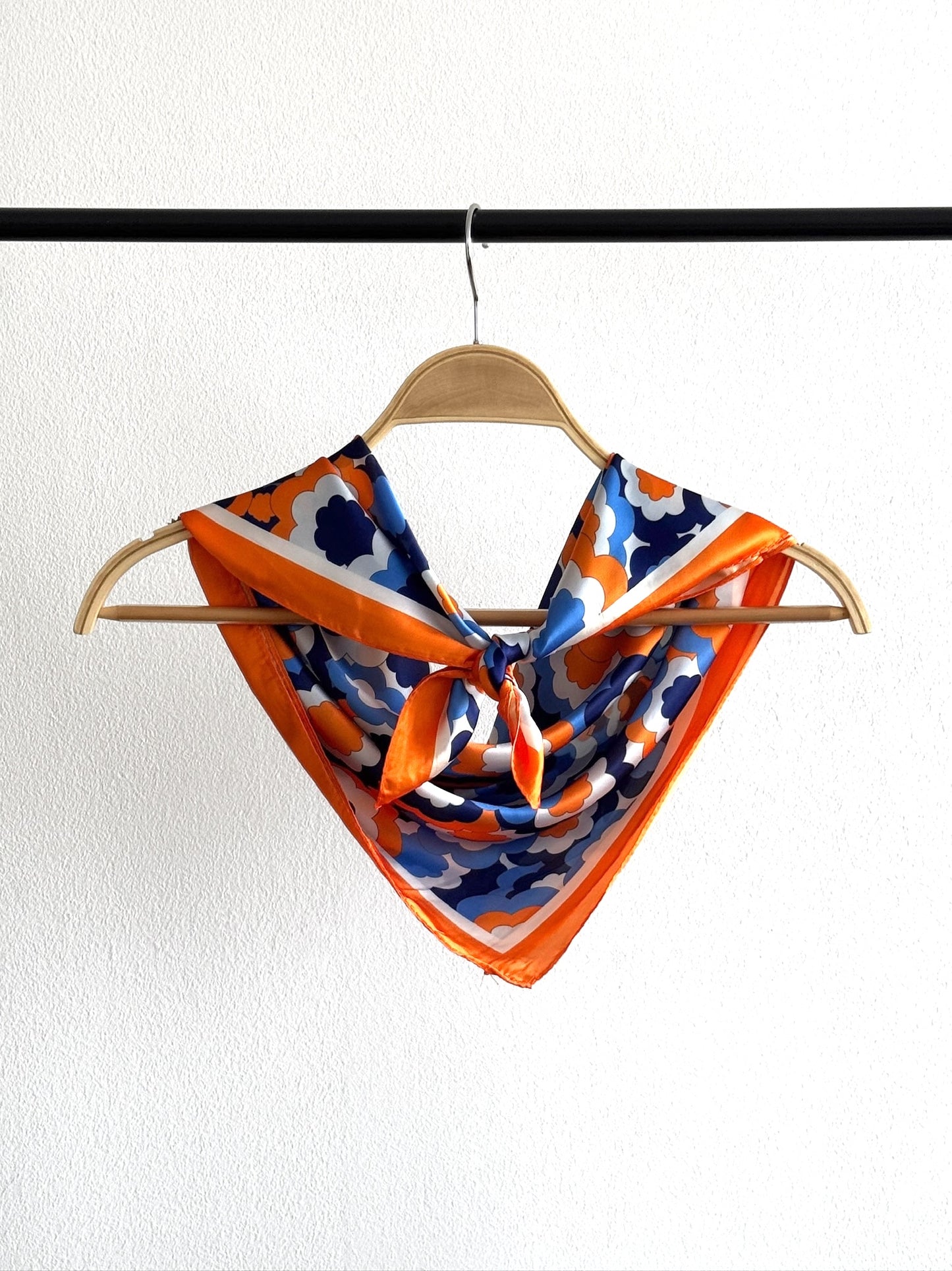 Pañuelo 70X70 #590-3