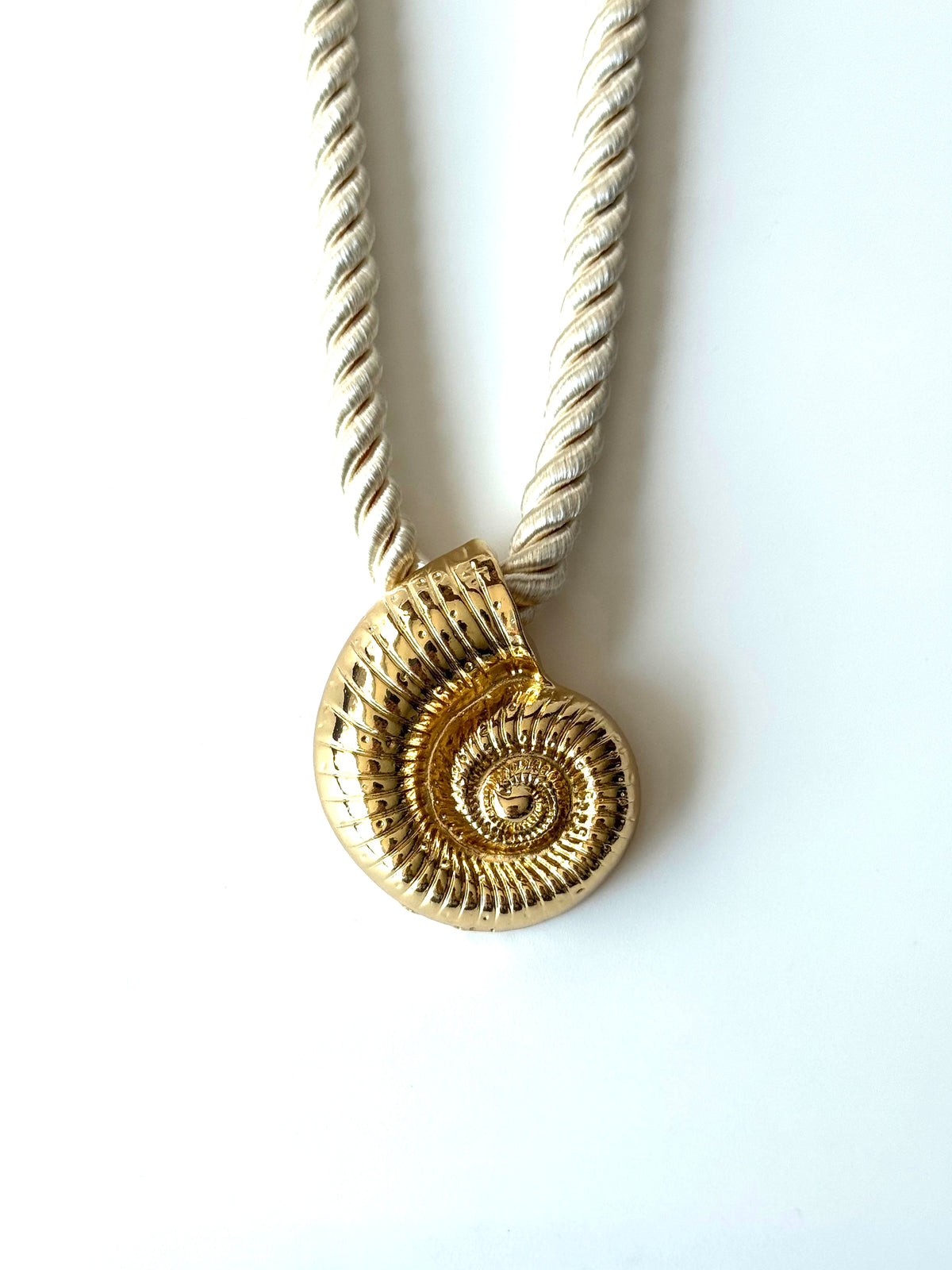 Collar de Concha #Dorado