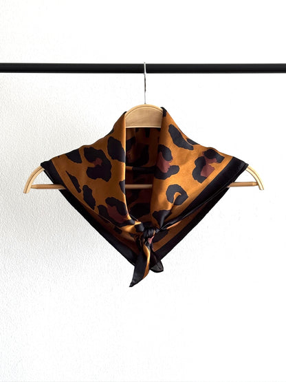 Pañuelo 70X70 #582-2