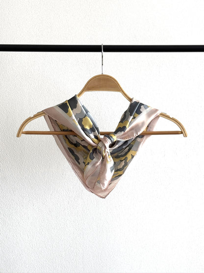 Pañuelo 70X70 #590-4