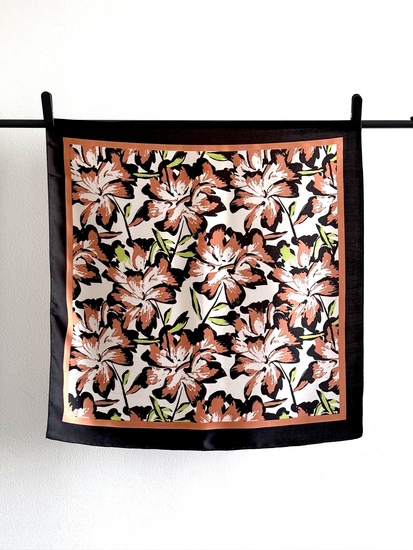 Pañuelo 70X70 #587-2