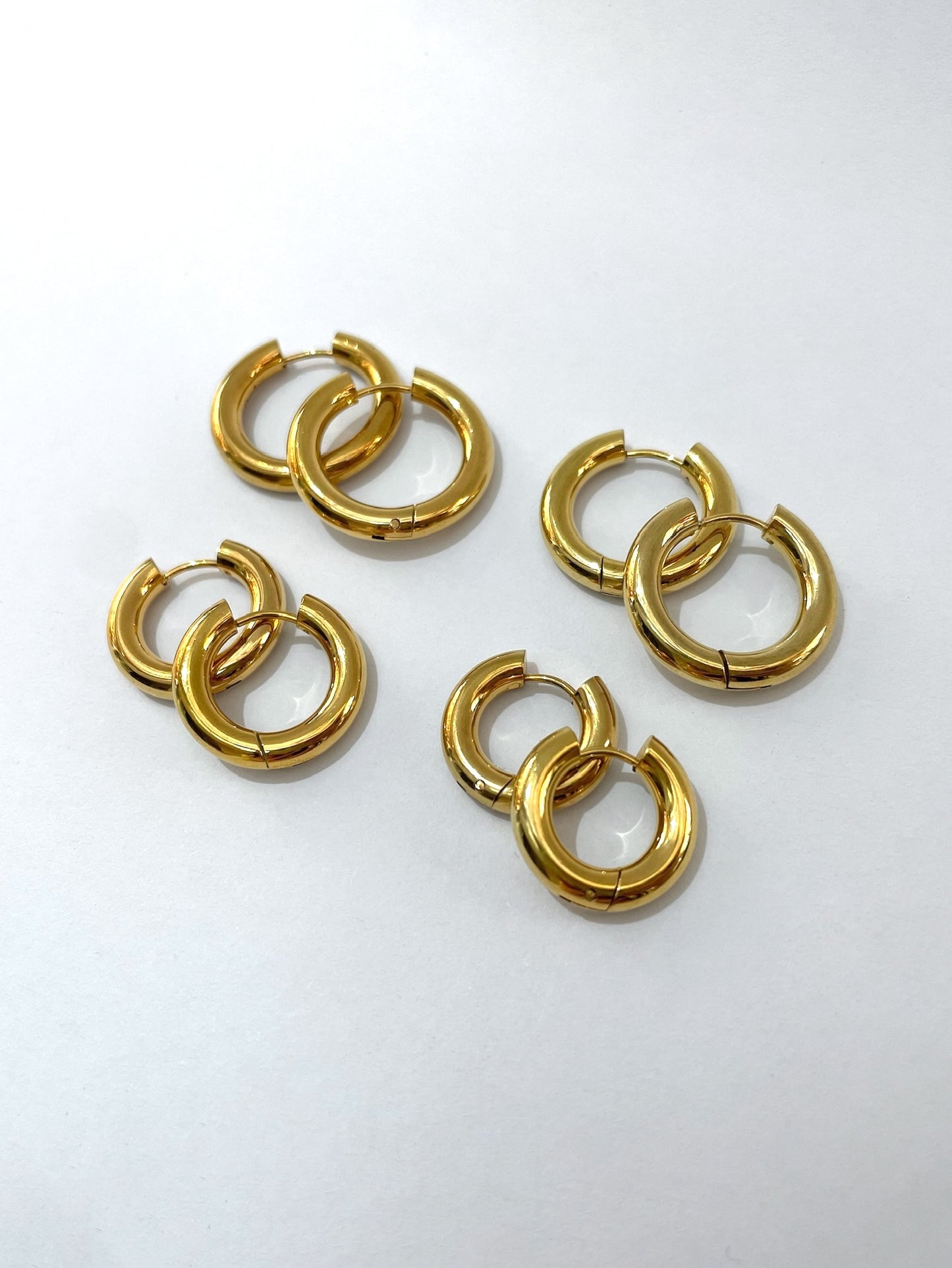 Argolla grueso dorado