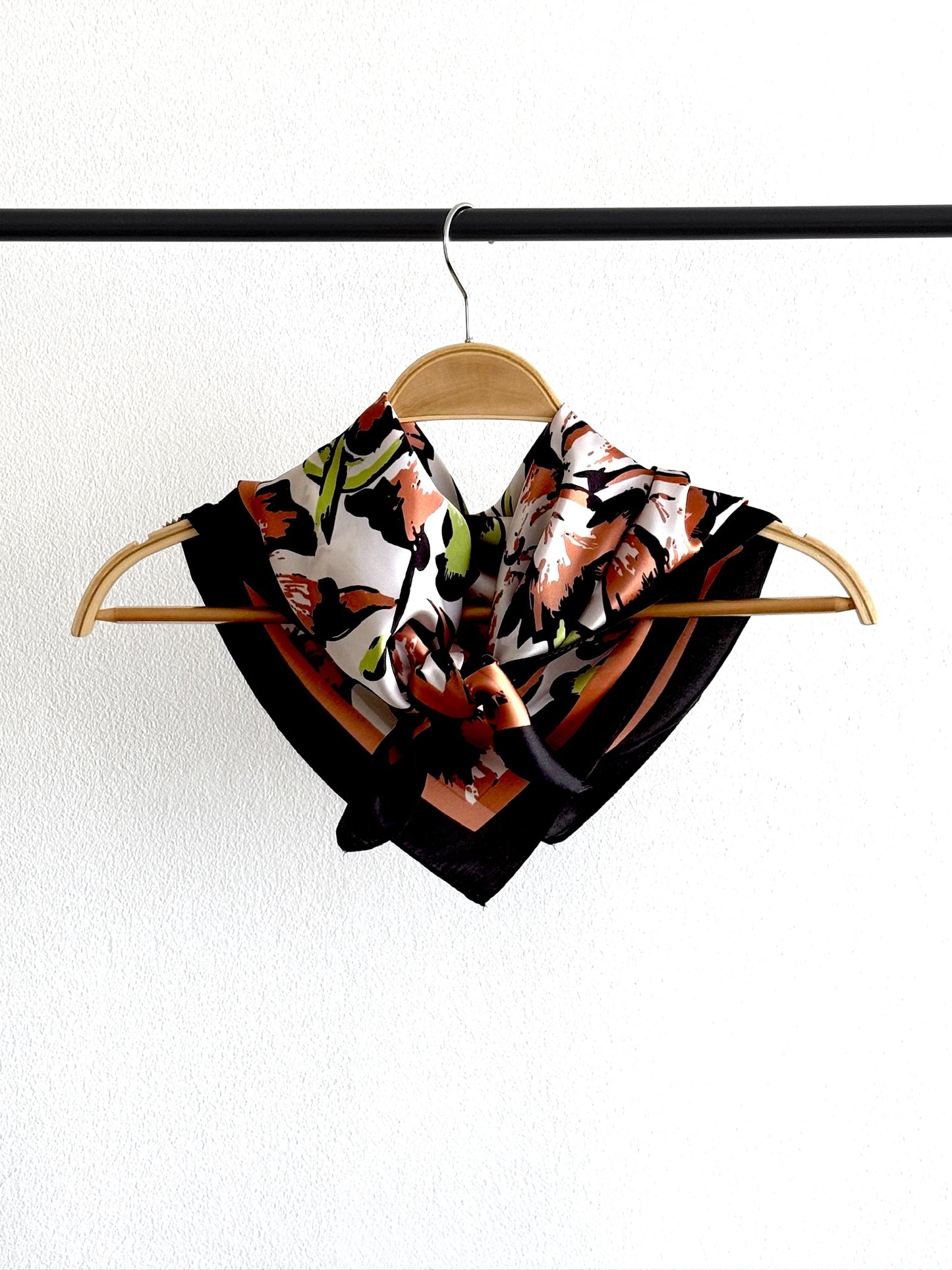 Pañuelo 70X70 #587-2