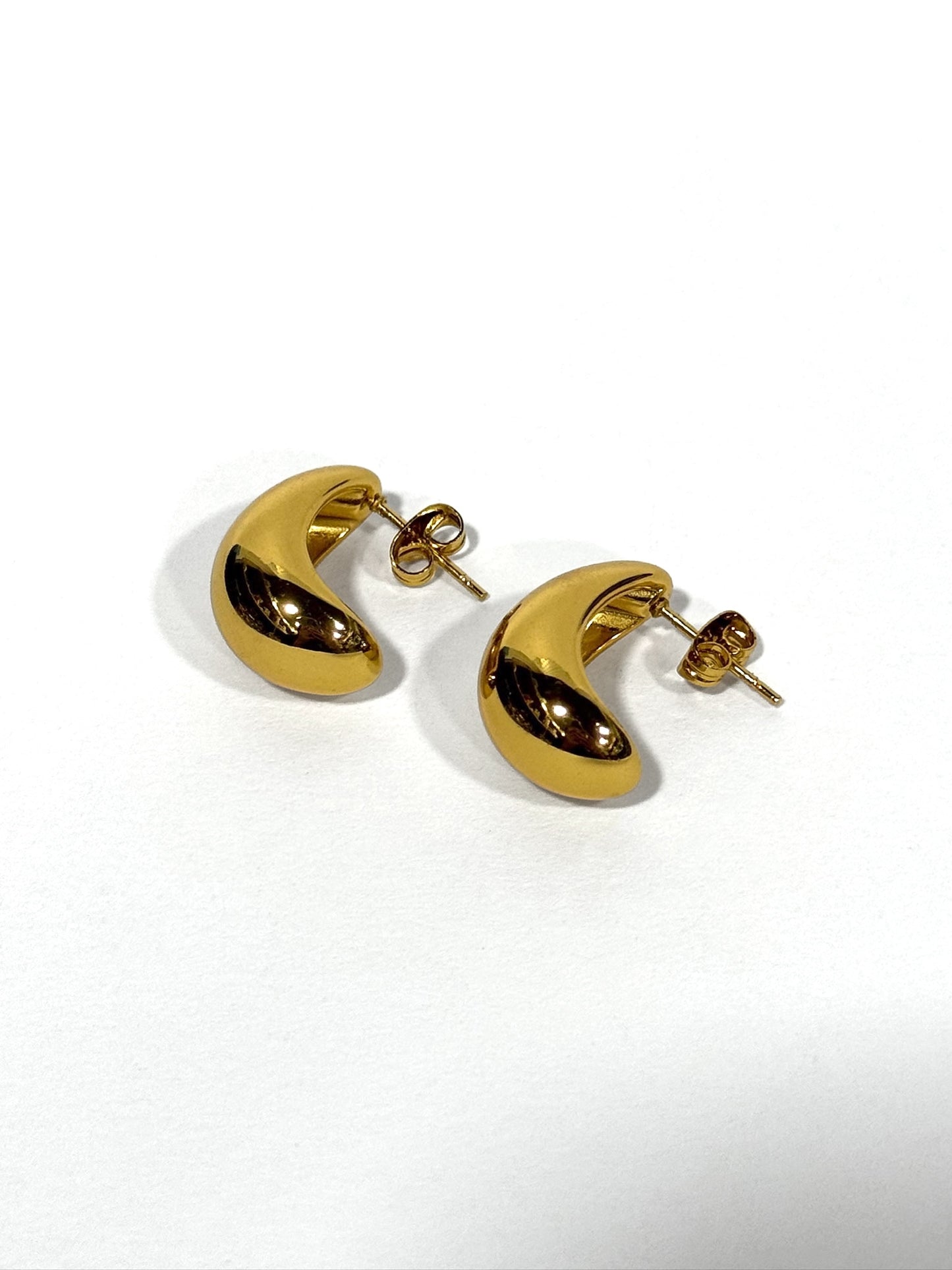 Aros de acero modelo #643 dorado