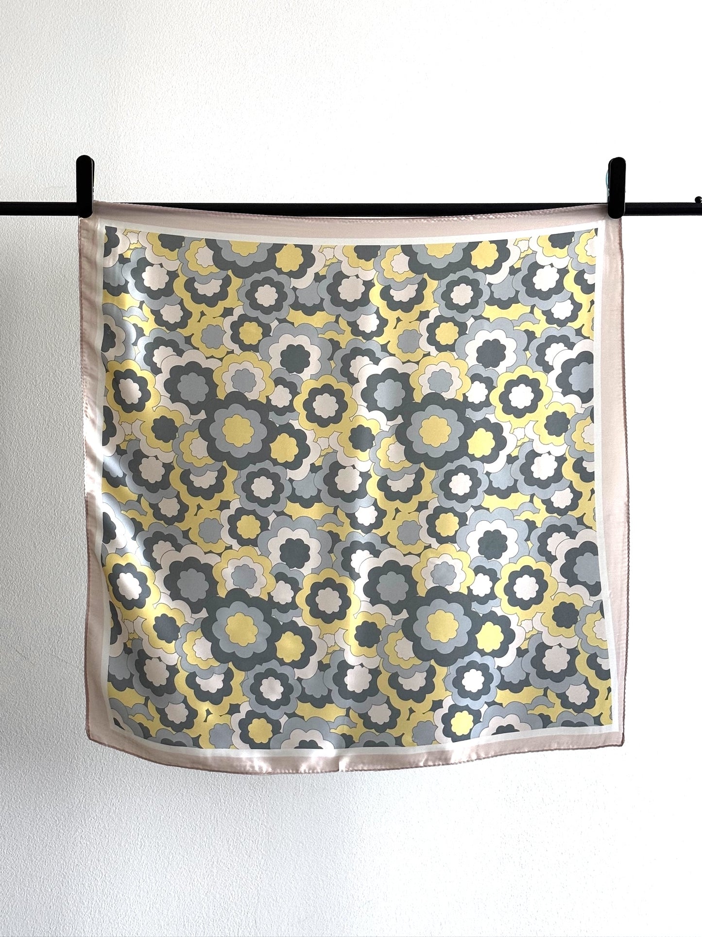 Pañuelo 70X70 #590-4