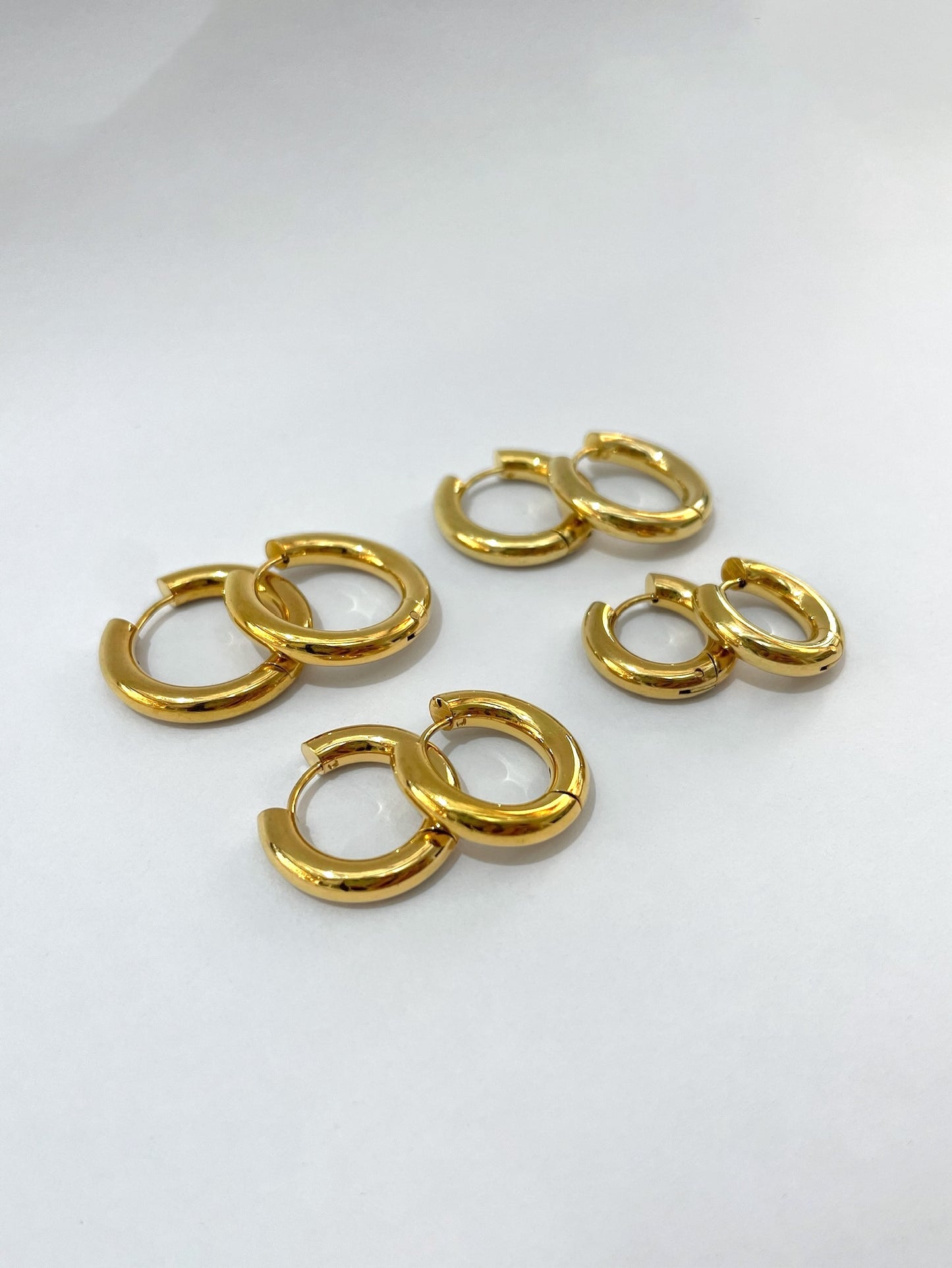 Argolla grueso dorado