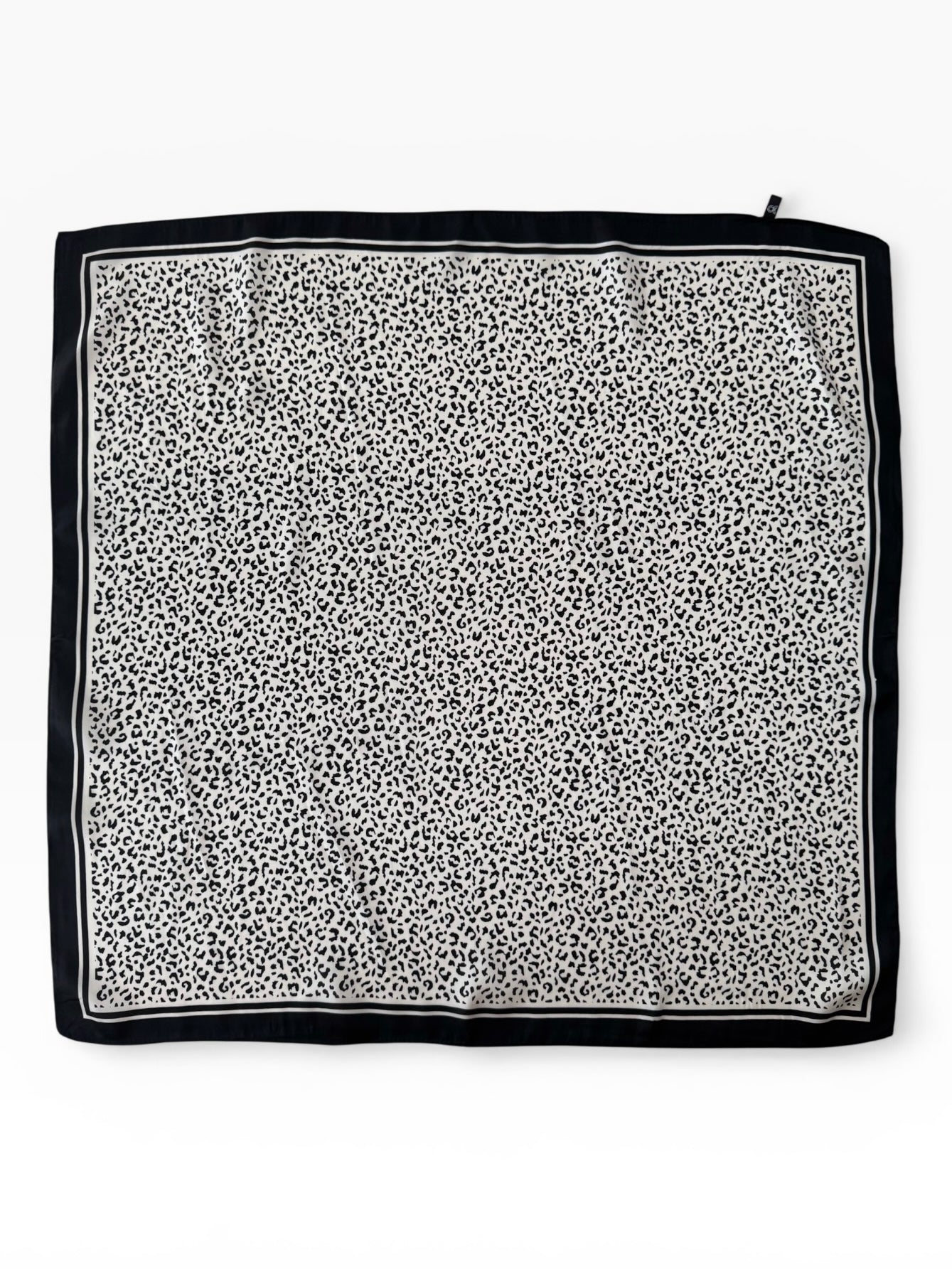 Pañuelo 70X70 (Y5)