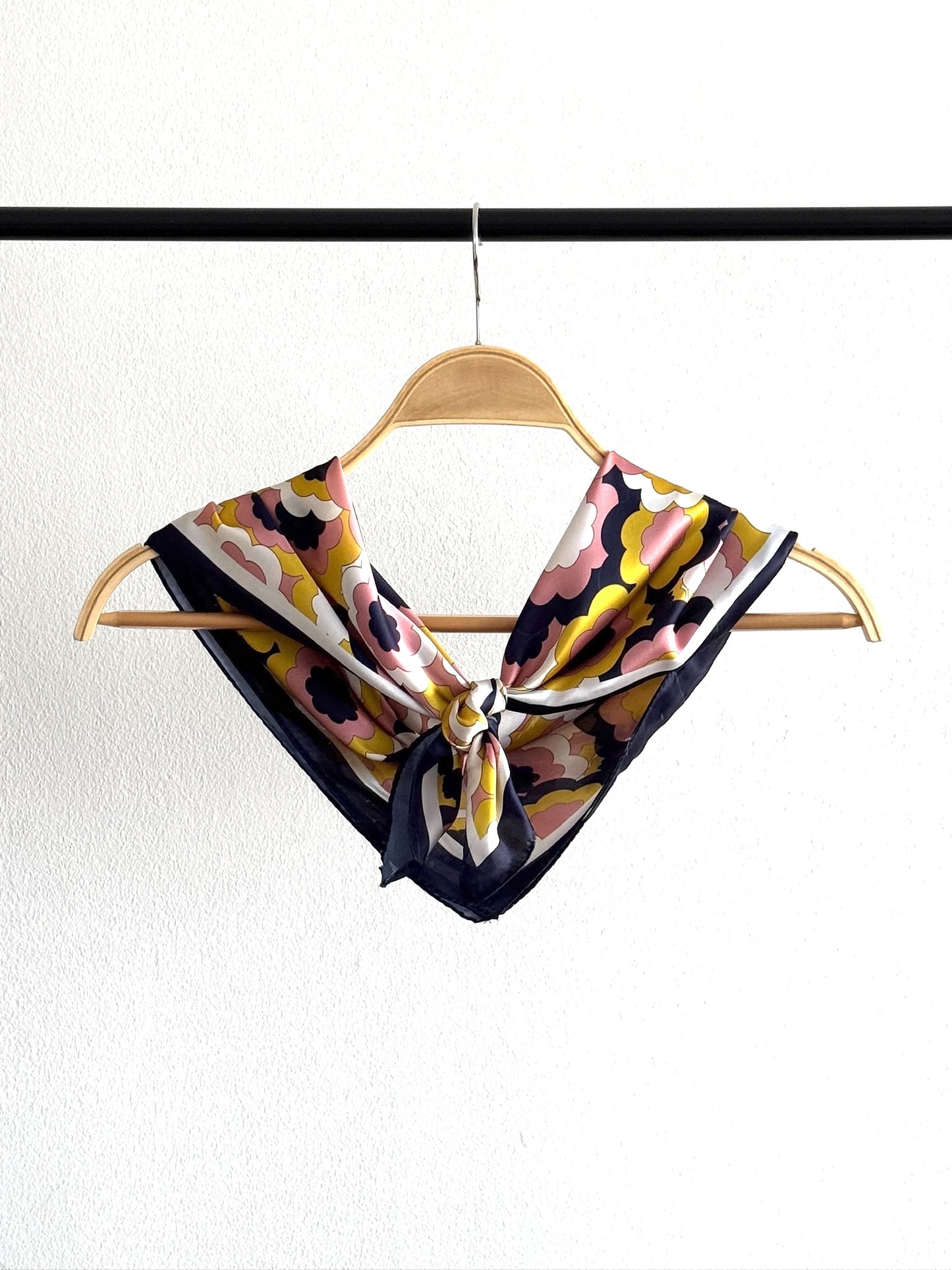 Pañuelo 70X70 #590-2