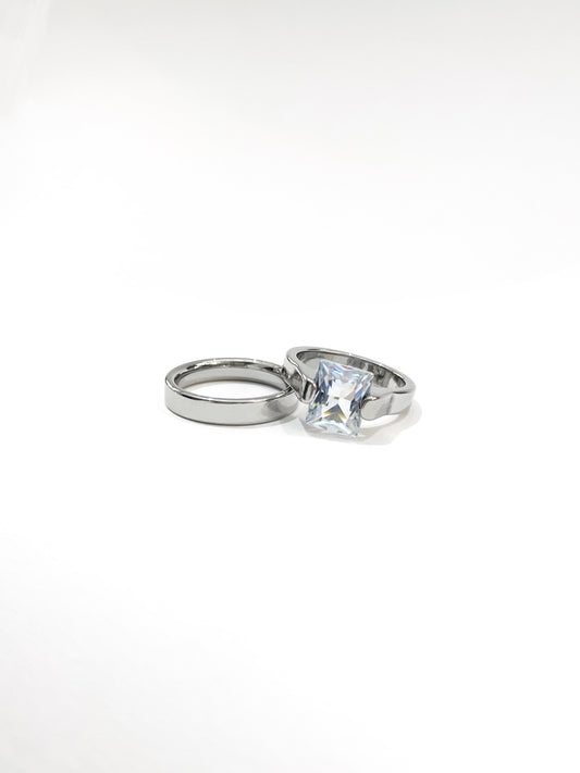 #16 ARGOLLA DOBLE CON PIEDRA CUADRADA P