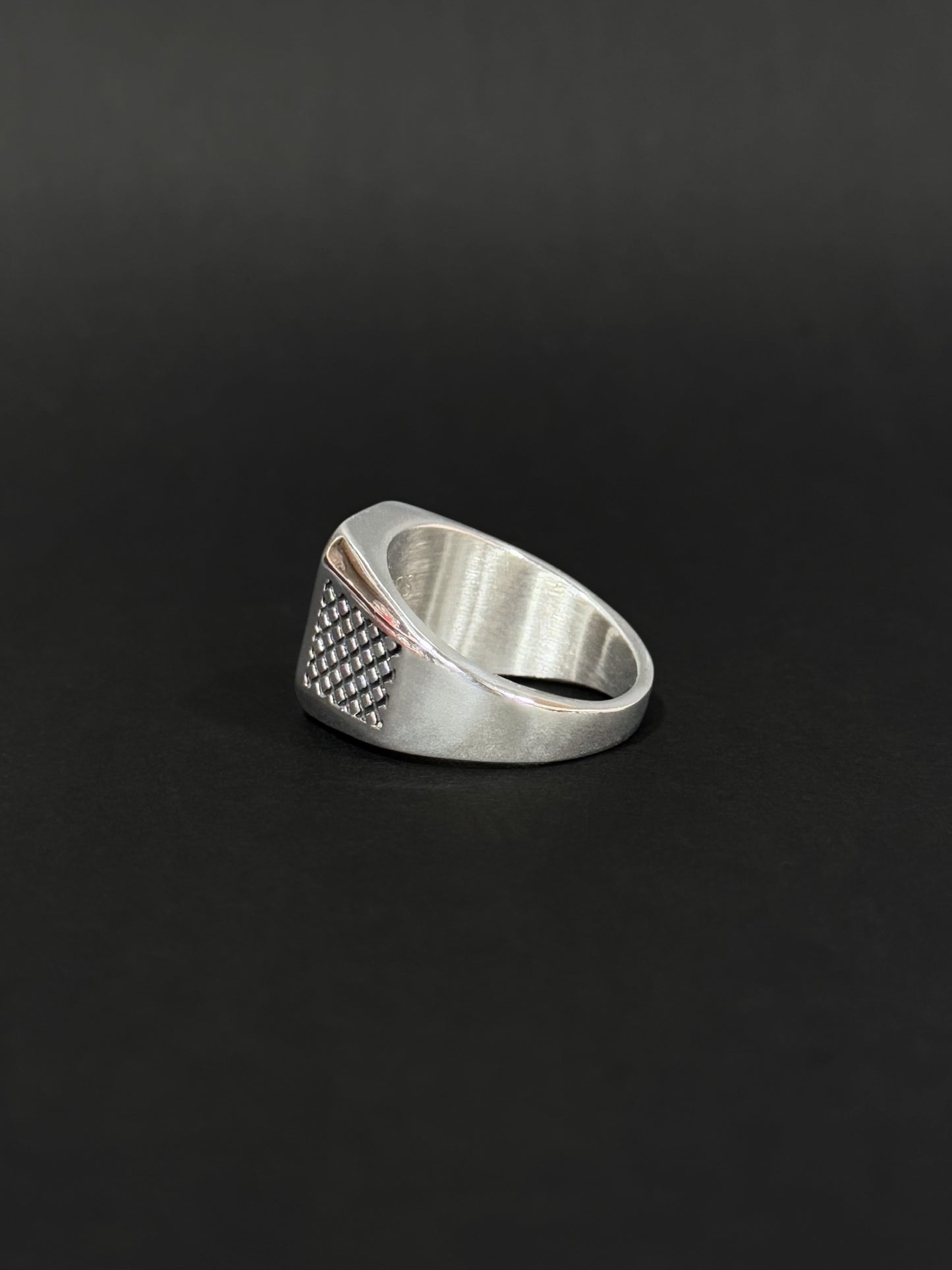 Anillo de hombre en acero vikingo #785 (Docena)