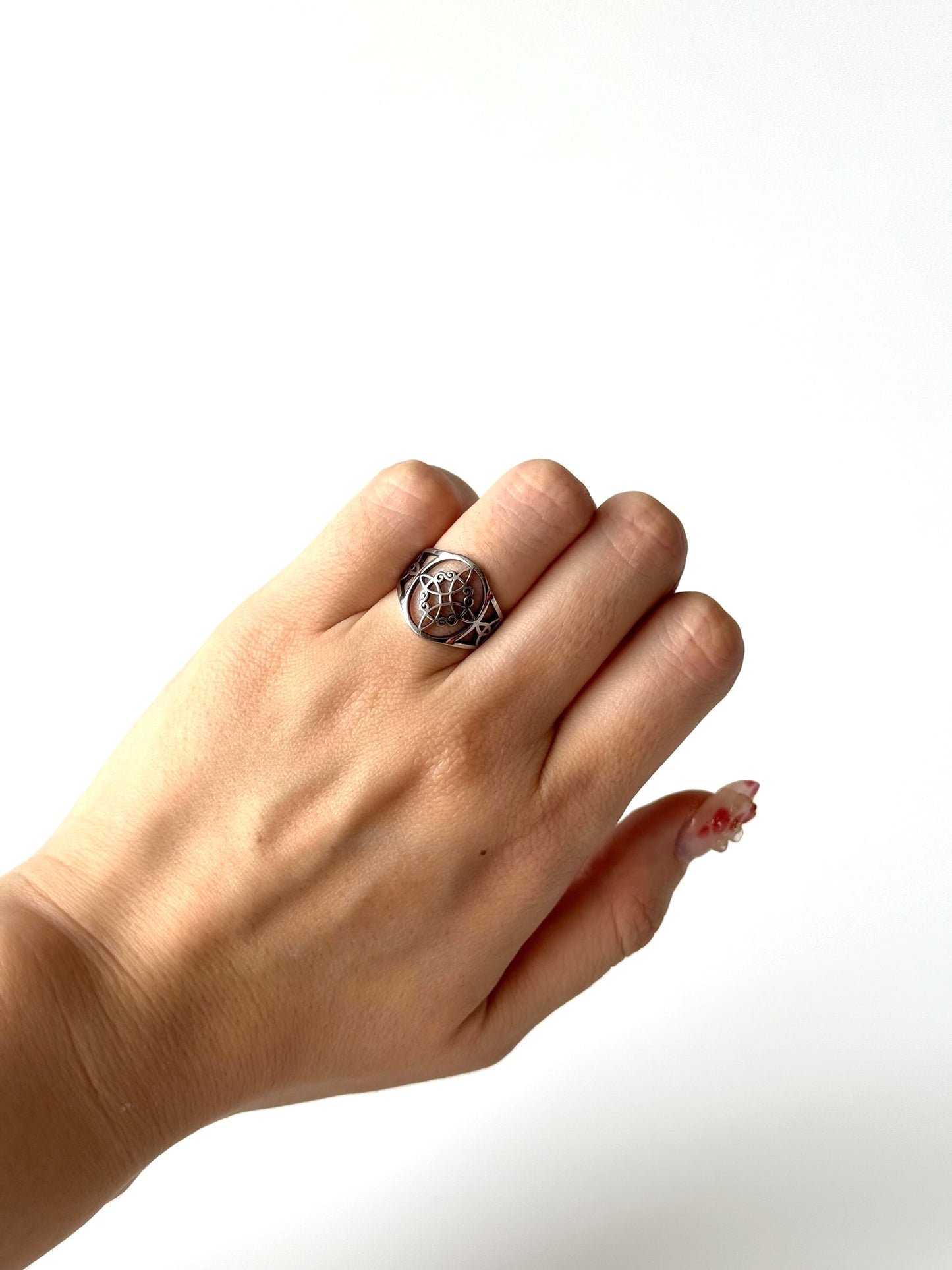 #51 ARGOLLA NUDO DE BRUJA #989 plateado