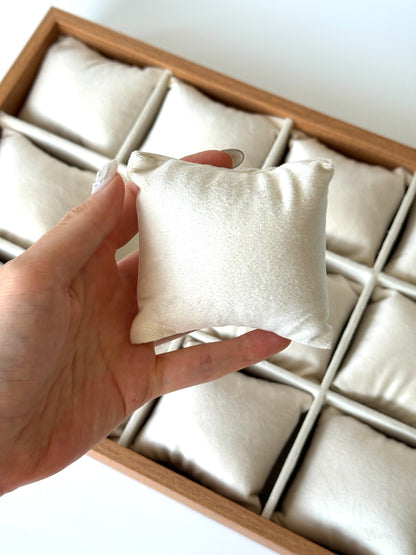 Exhibidor de pulseras y relojes