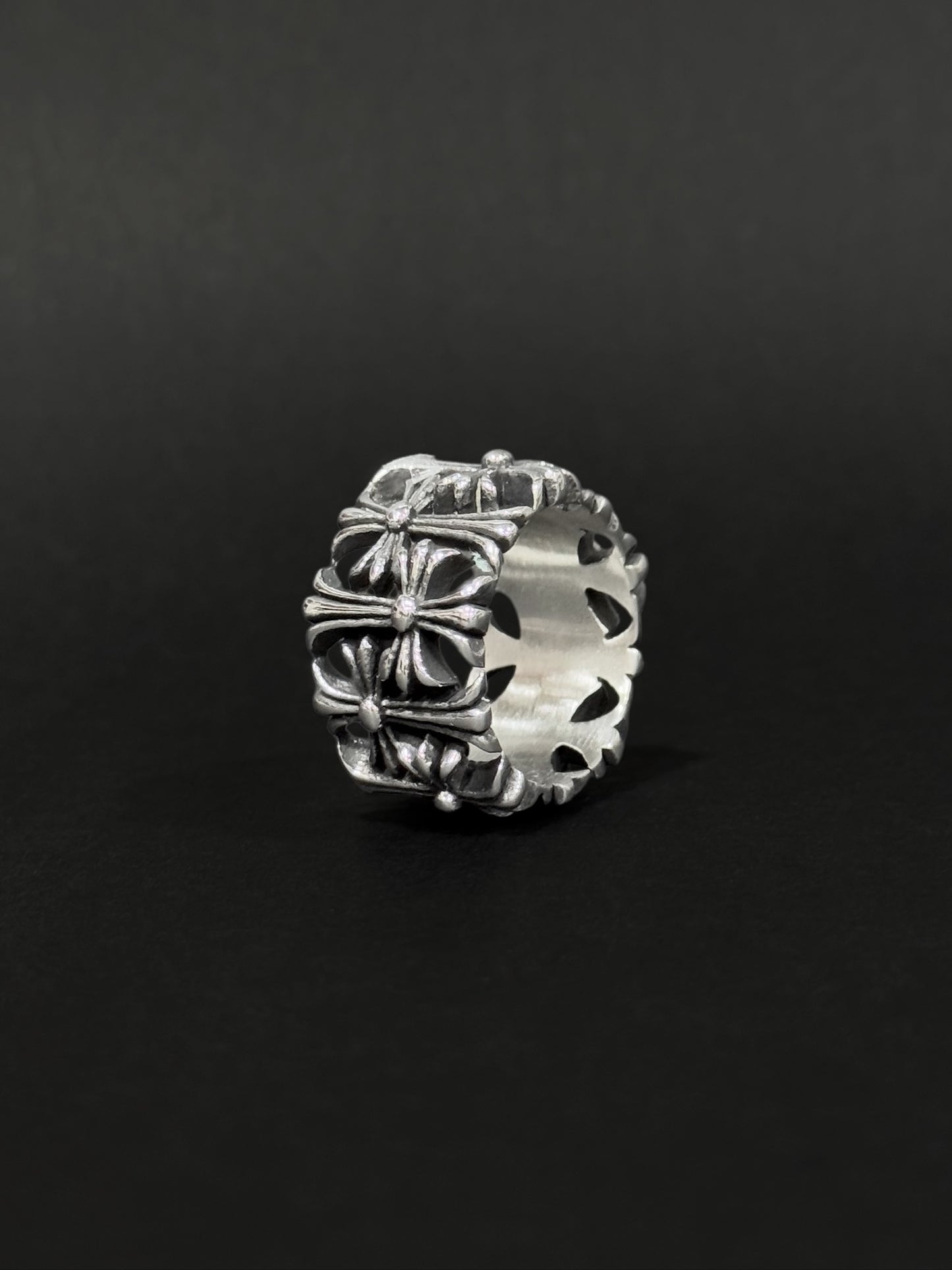 Anillo de hombre en acero vikingo #574 (Docena)