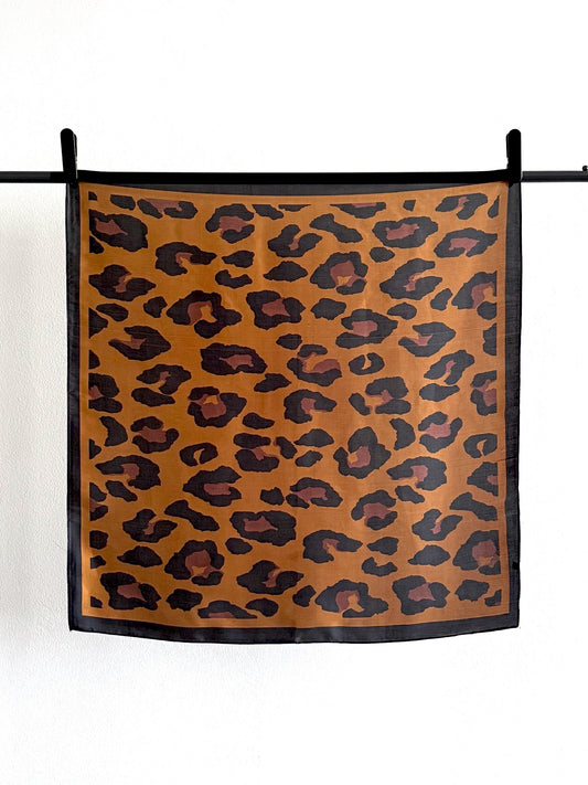 Pañuelo 70X70 #582-2