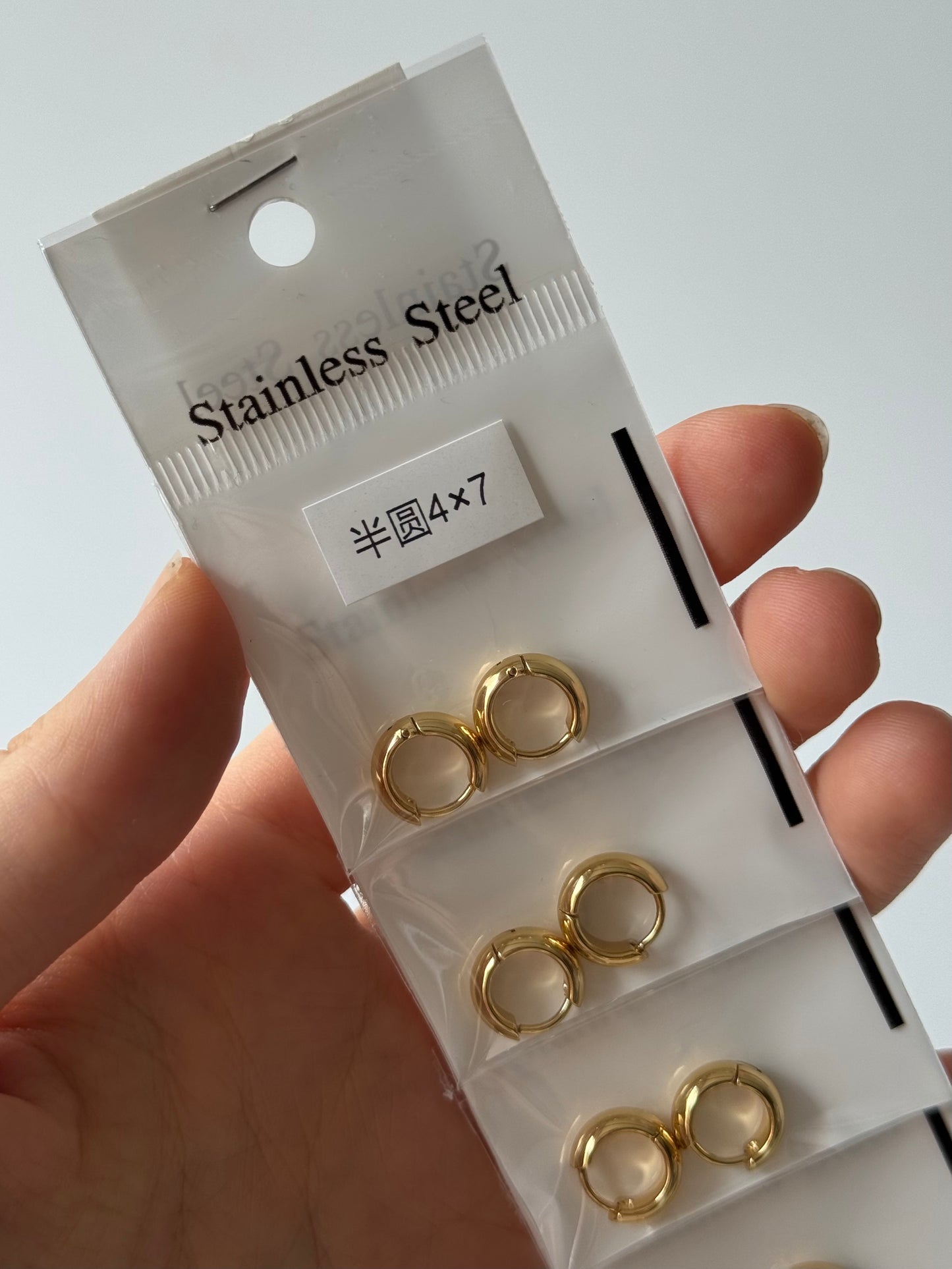 Argollas 4mm Dorado (tira de 1/2 docena)