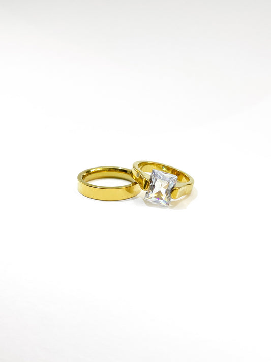 #17 ARGOLLA DOBLE CON PIEDRA CUADRADA D