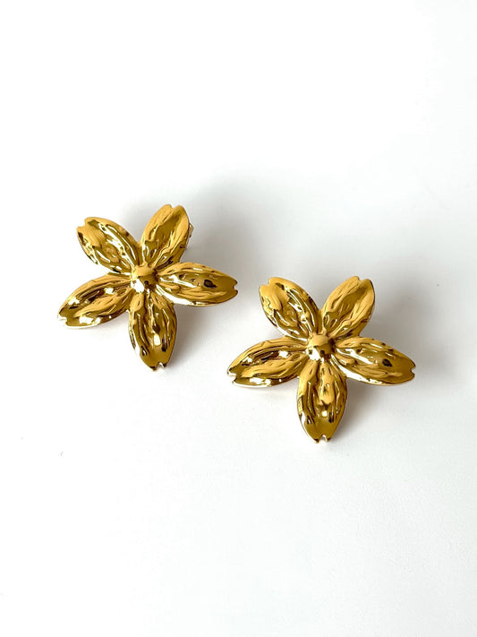 Aros de acero modelo #906 dorado