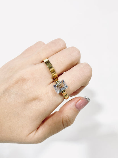 #17 ARGOLLA DOBLE CON PIEDRA CUADRADA D