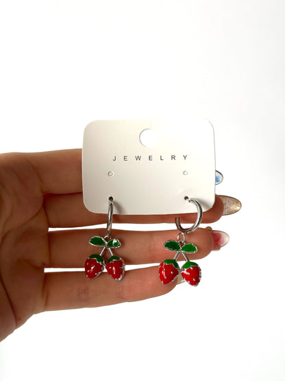 Aros de fantasía frutilla #1006 plateado