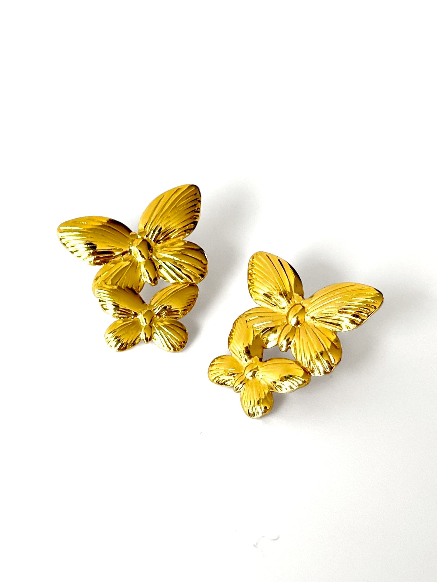 Aros de acero modelo #900 dorado