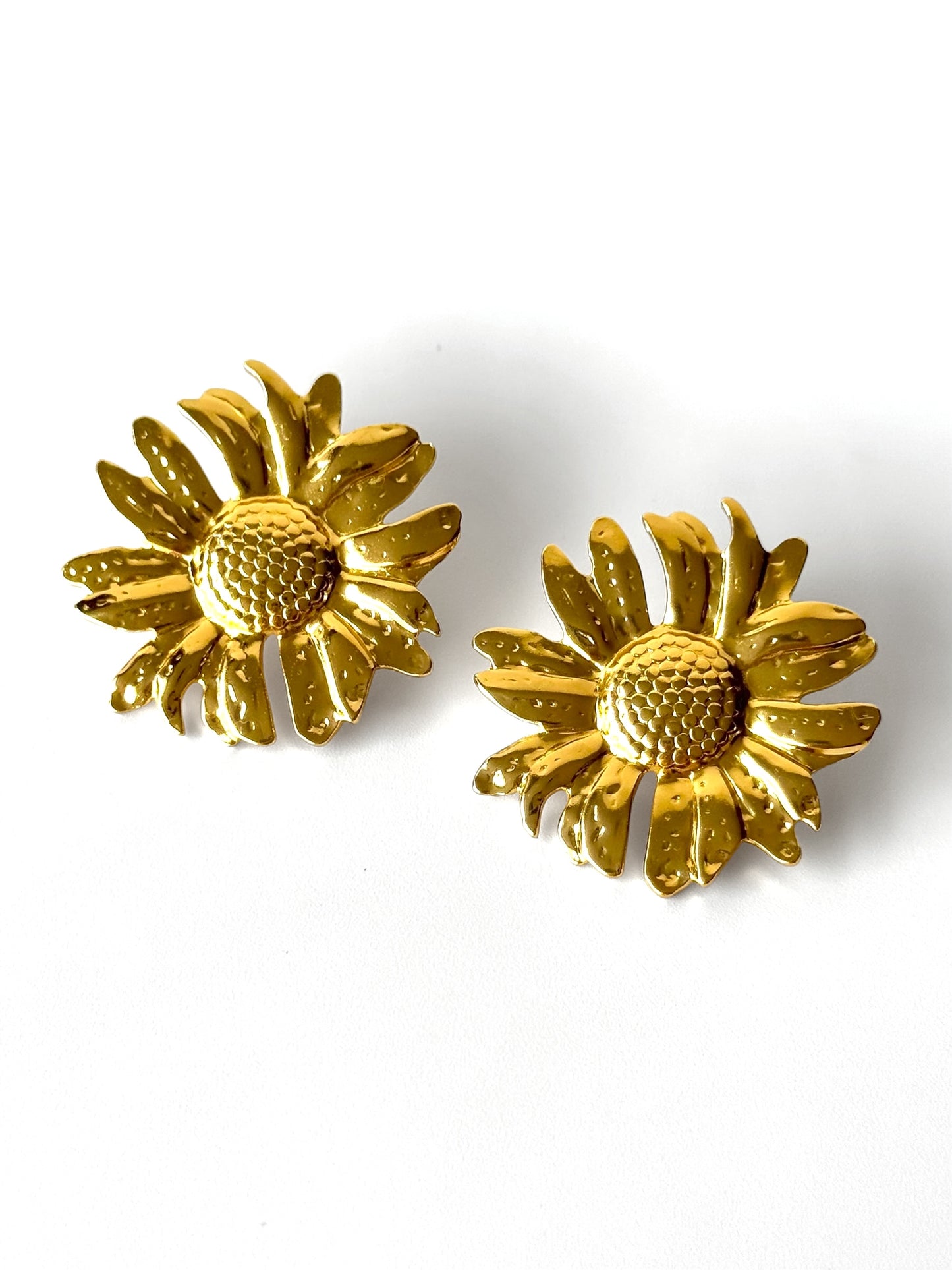 Aros de acero modelo #919 dorado