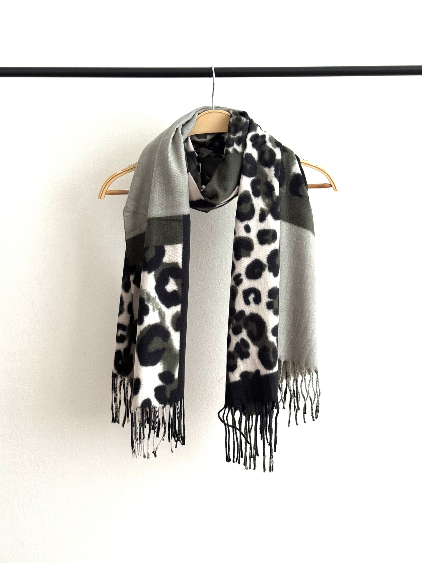 Bufanda Animal Print # Verde