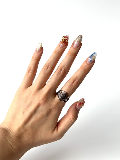 #51 ARGOLLA NUDO DE BRUJA #988 plateado