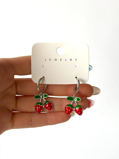 Aros de fantasía frutilla #1006 plateado