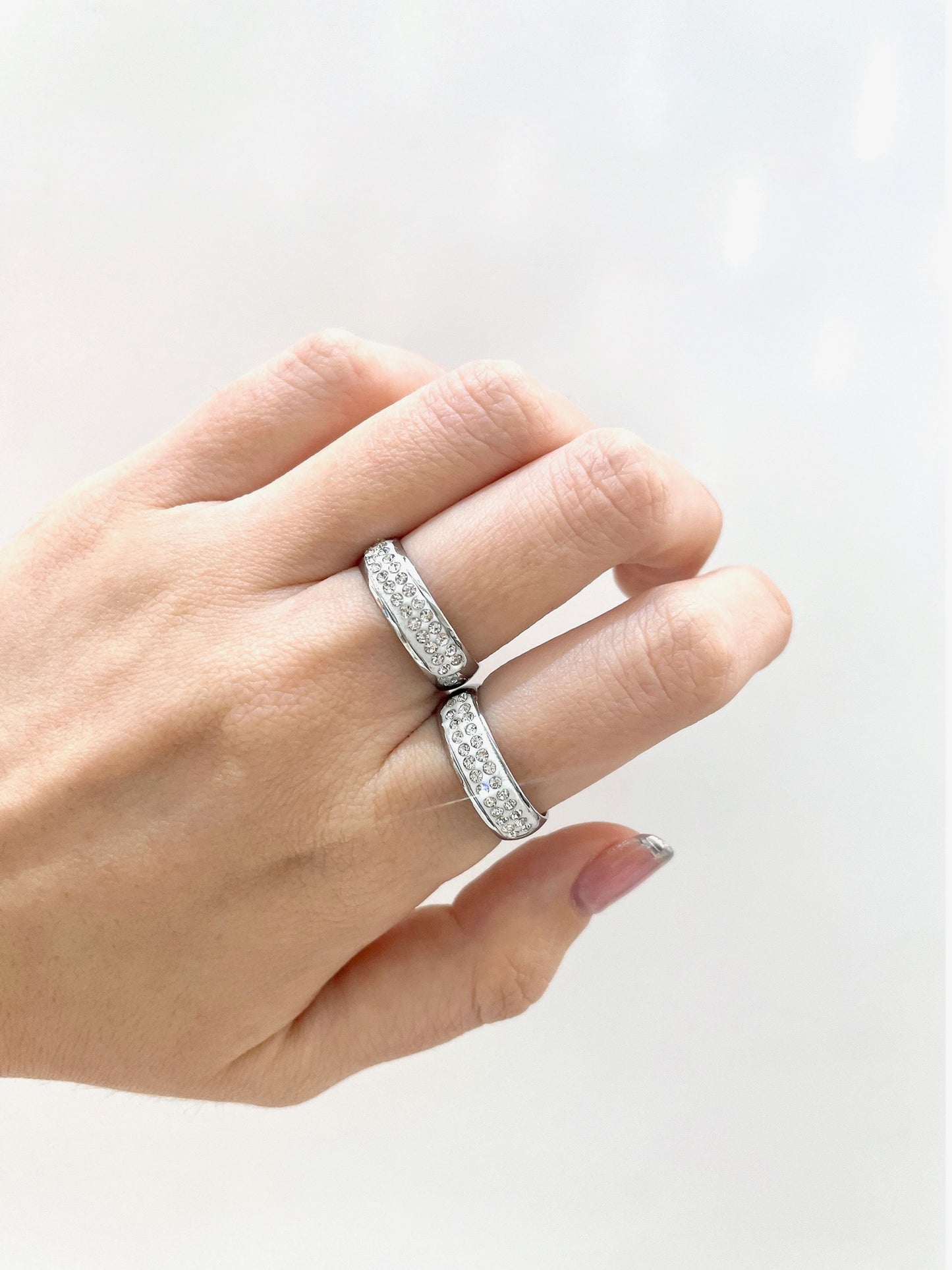 #43  ARGOLLA STRASS LISO GRUESO P