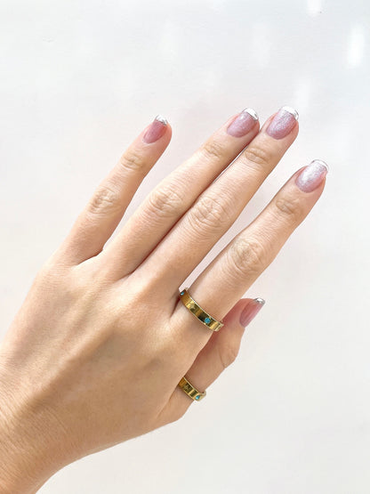 #7 ARGOLLA PUNTO DE LUZ DELGADA D