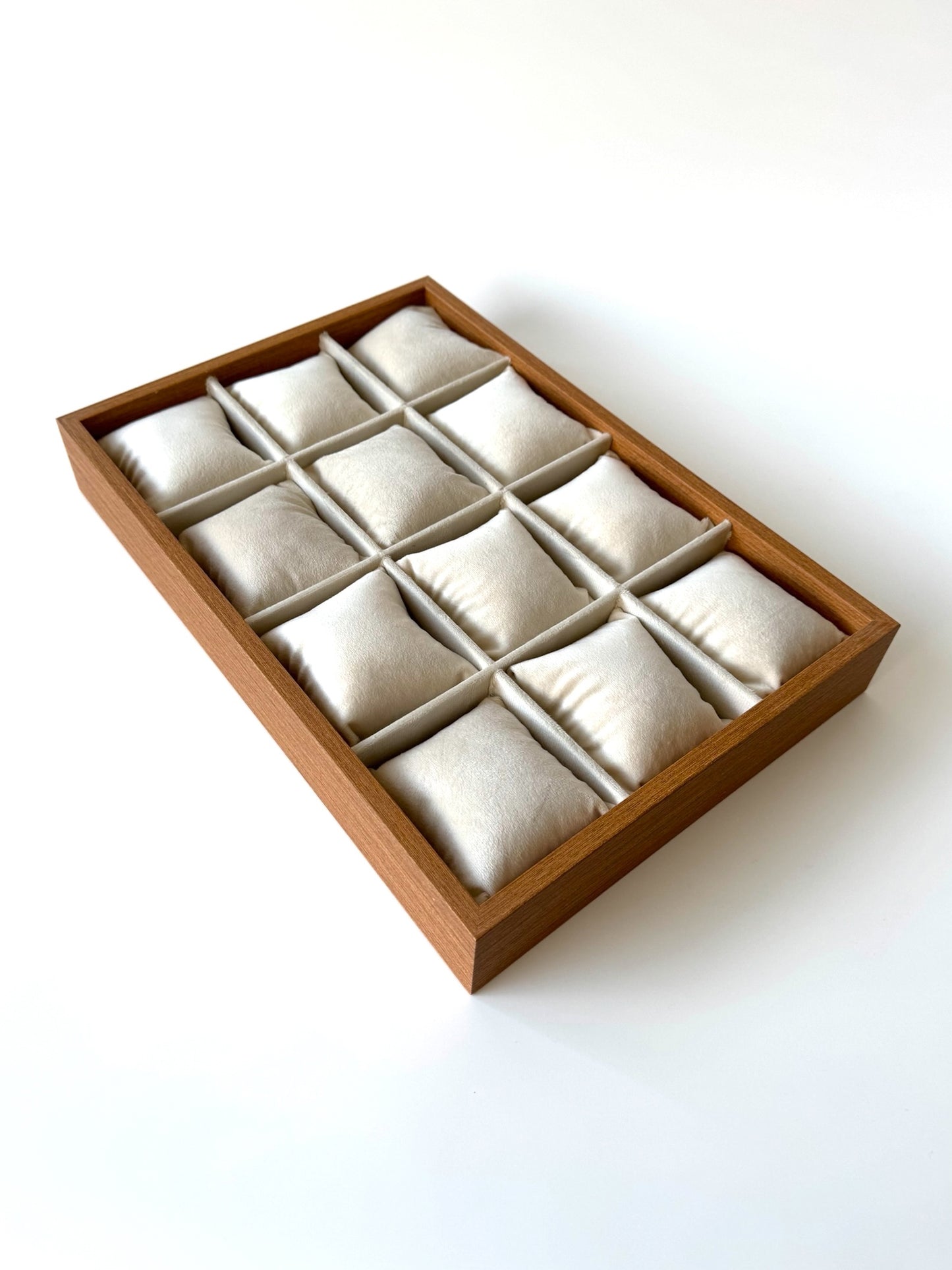 Exhibidor de pulseras y relojes