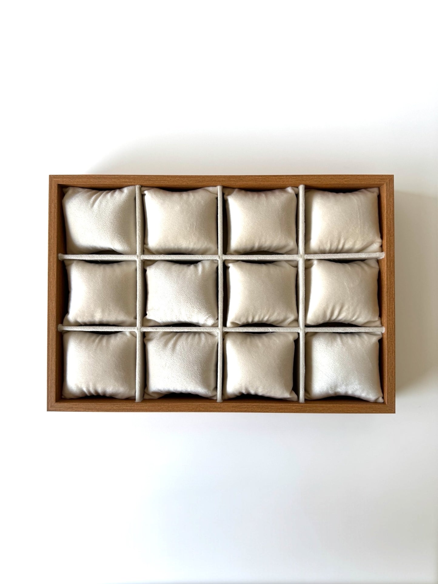 Exhibidor de pulseras y relojes