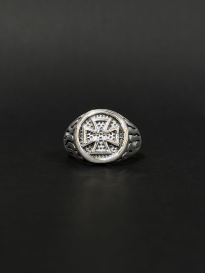 Anillo de hombre en acero vikingo #568