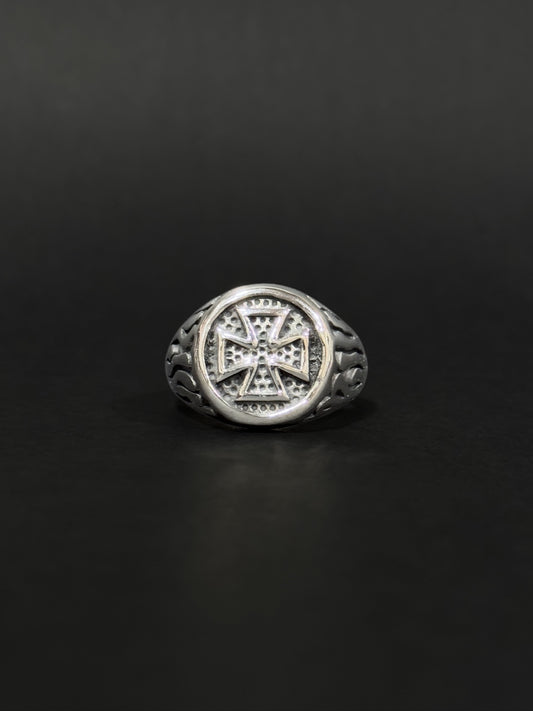 Anillo de hombre en acero vikingo #568