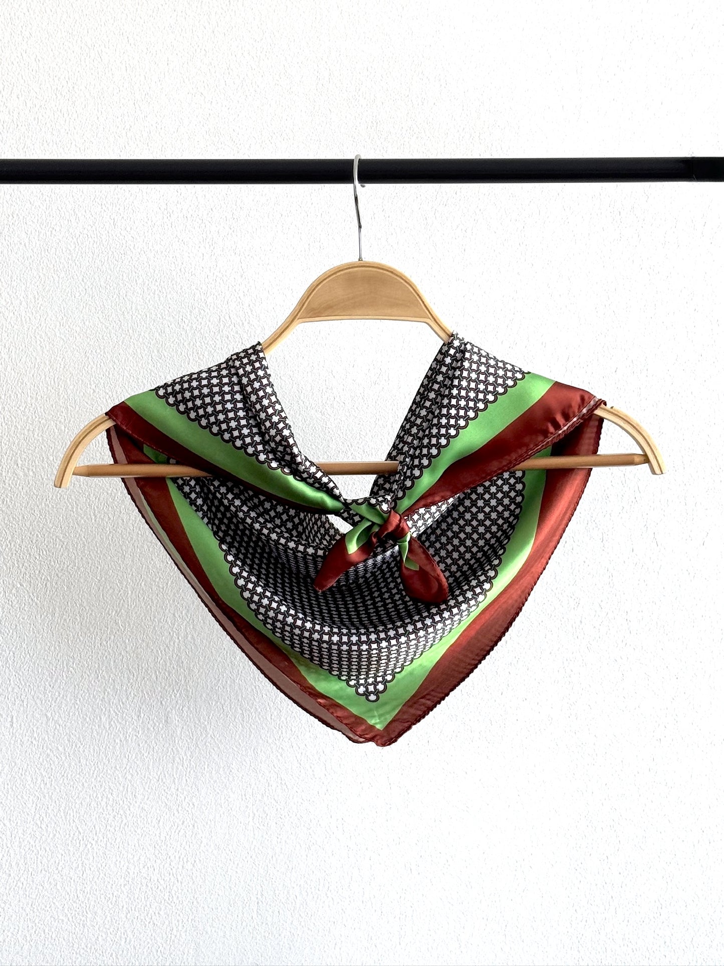 Pañuelo 70X70 #596-3