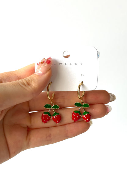 Aros de fantasía frutilla #1006 dorado