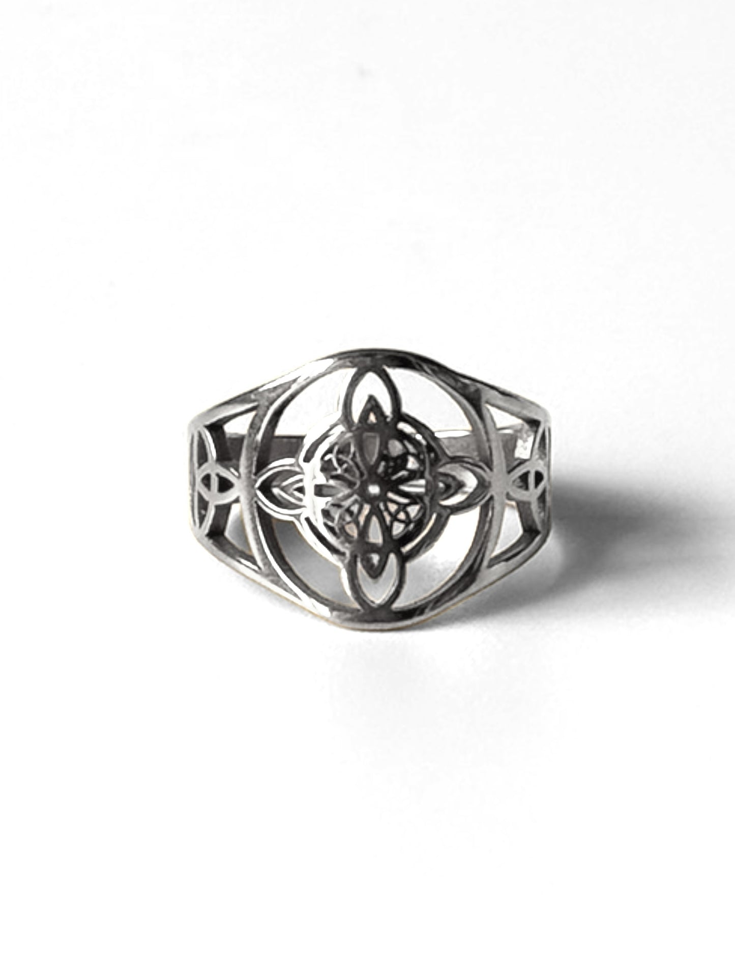 #51 ARGOLLA NUDO DE BRUJA #988 plateado