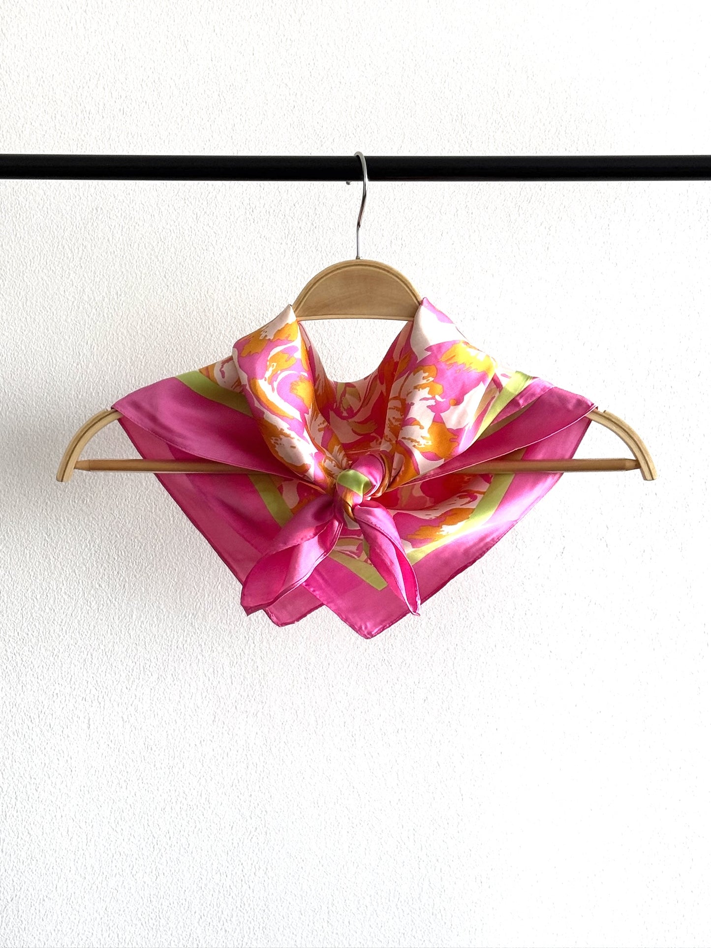 Pañuelo 70X70 #587-1