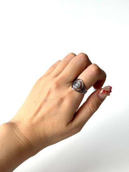 #51 ARGOLLA NUDO DE BRUJA #988 plateado