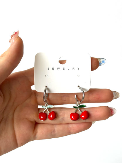 Aros cherry #1004 plateado (6 unidades)