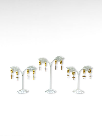 Argolla con cruz dorada